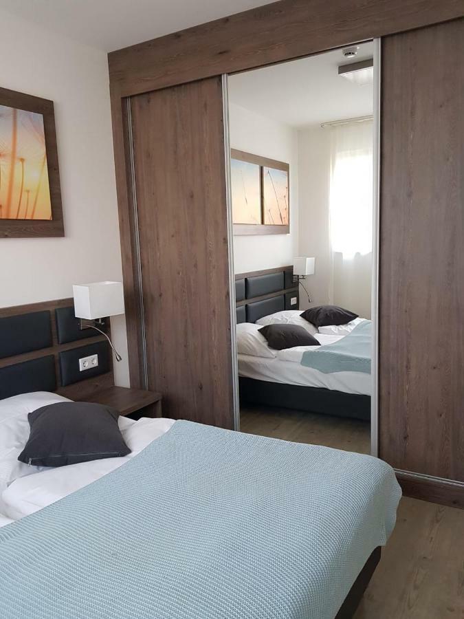 Prima Inn Ferienwohnungen Seetor Residenz Neuruppin Bagian luar foto
